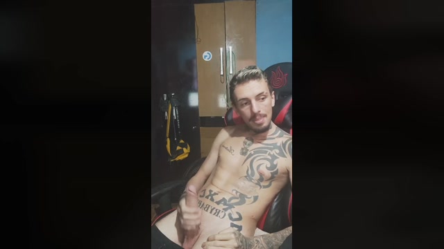 criadafavela  04-06-2022
